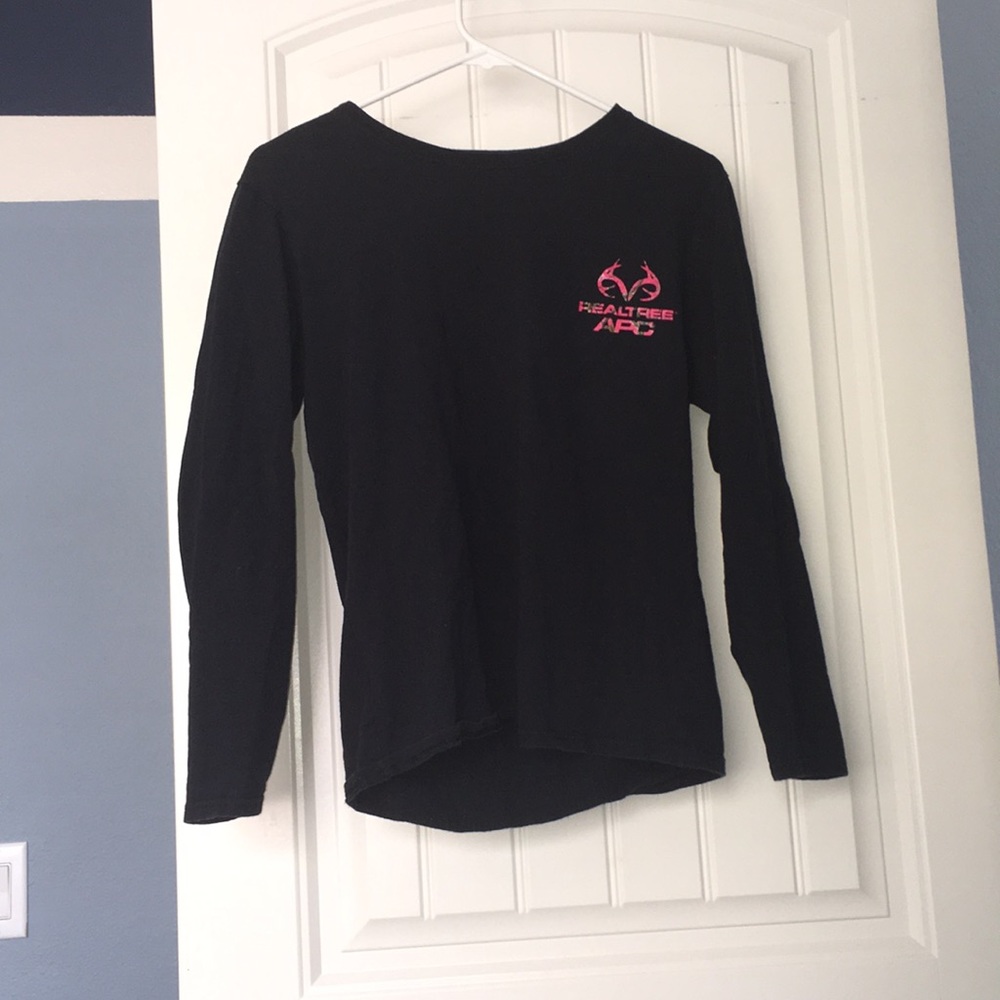 Black realtree long sleeve t-shirt